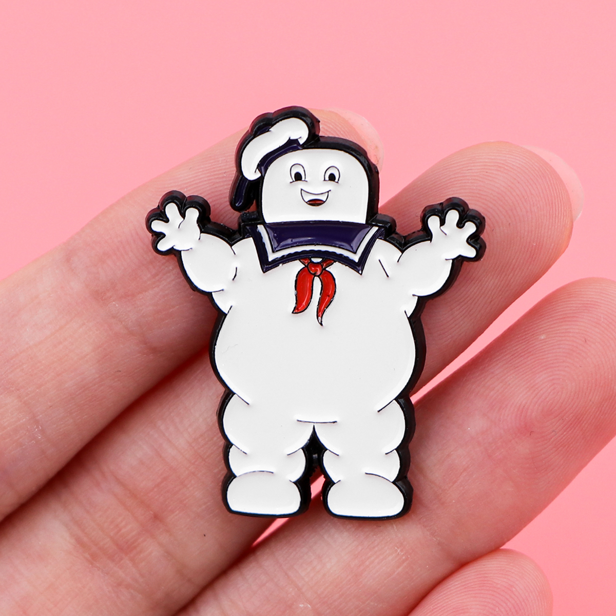 Vintage Movie Enamel Lapel Pin - Vintage Items recension och pris