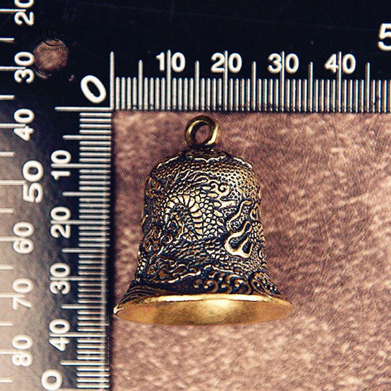 Vintage Brass Bell Carved Drag - Vintage Collectible Bells recension och pris