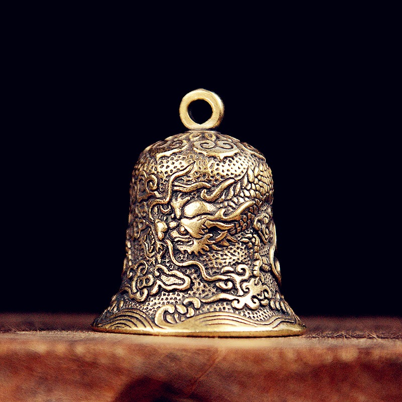 Vintage Brass Bell Carved Drag - Vintage Collectible Bells recension och pris
