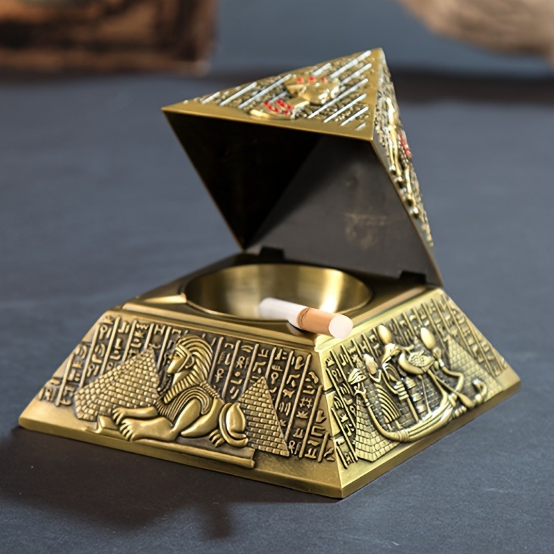 Egyptian Pharaoh Pyramid Ashtr - Vintage Collectible Ashtrays recension och pris