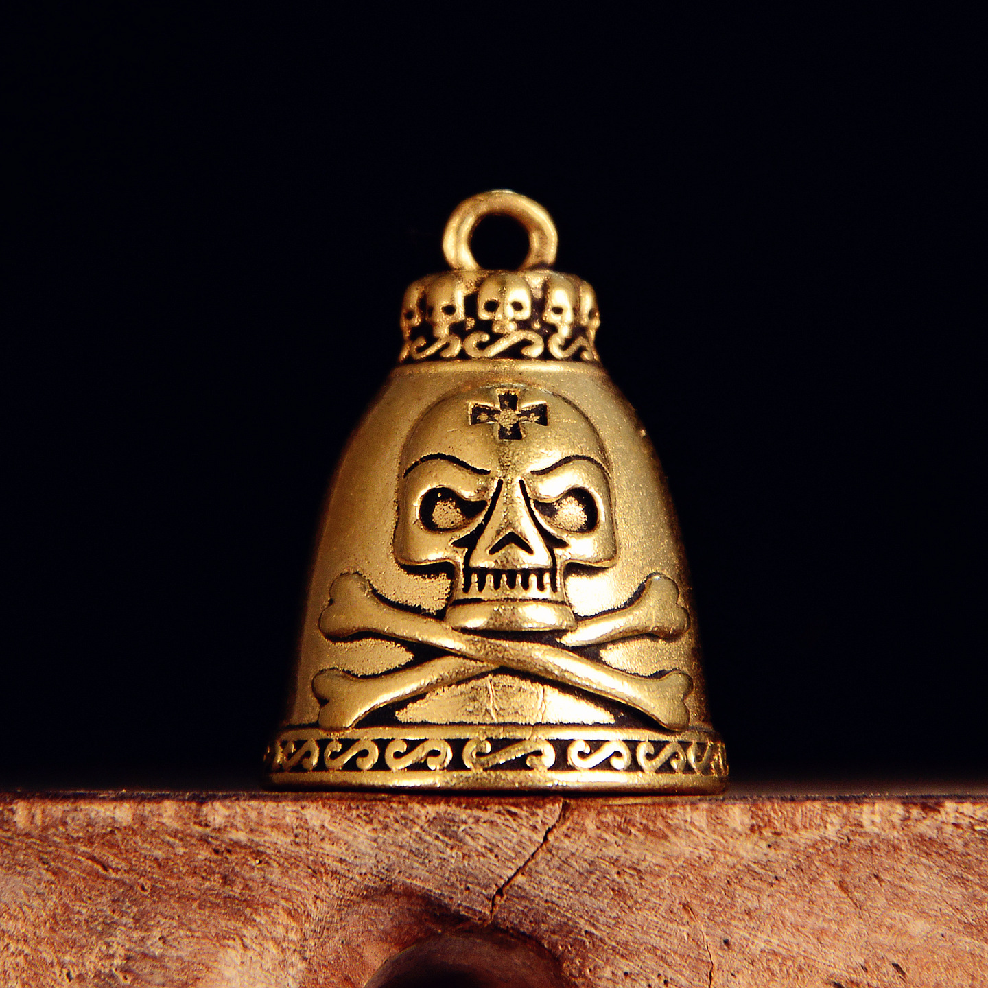 Brass Skull Bell Figurine 3.3c - Vintage Collectible Bells recension och pris